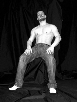 Str8 straight exhib solo